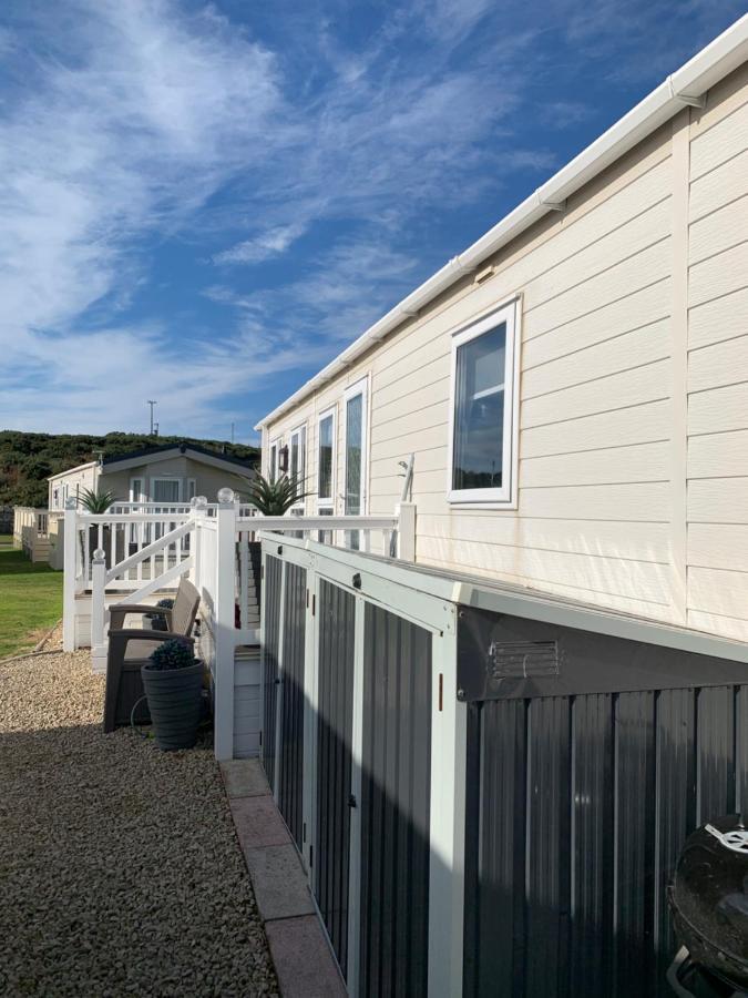 Aurora Luxury Beach Lodge Lossiemouth Extérieur photo