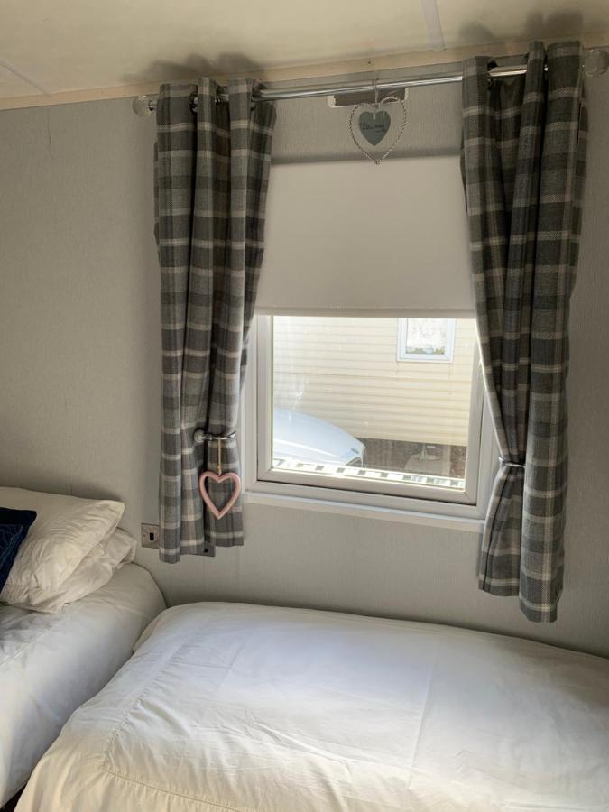 Aurora Luxury Beach Lodge Lossiemouth Extérieur photo